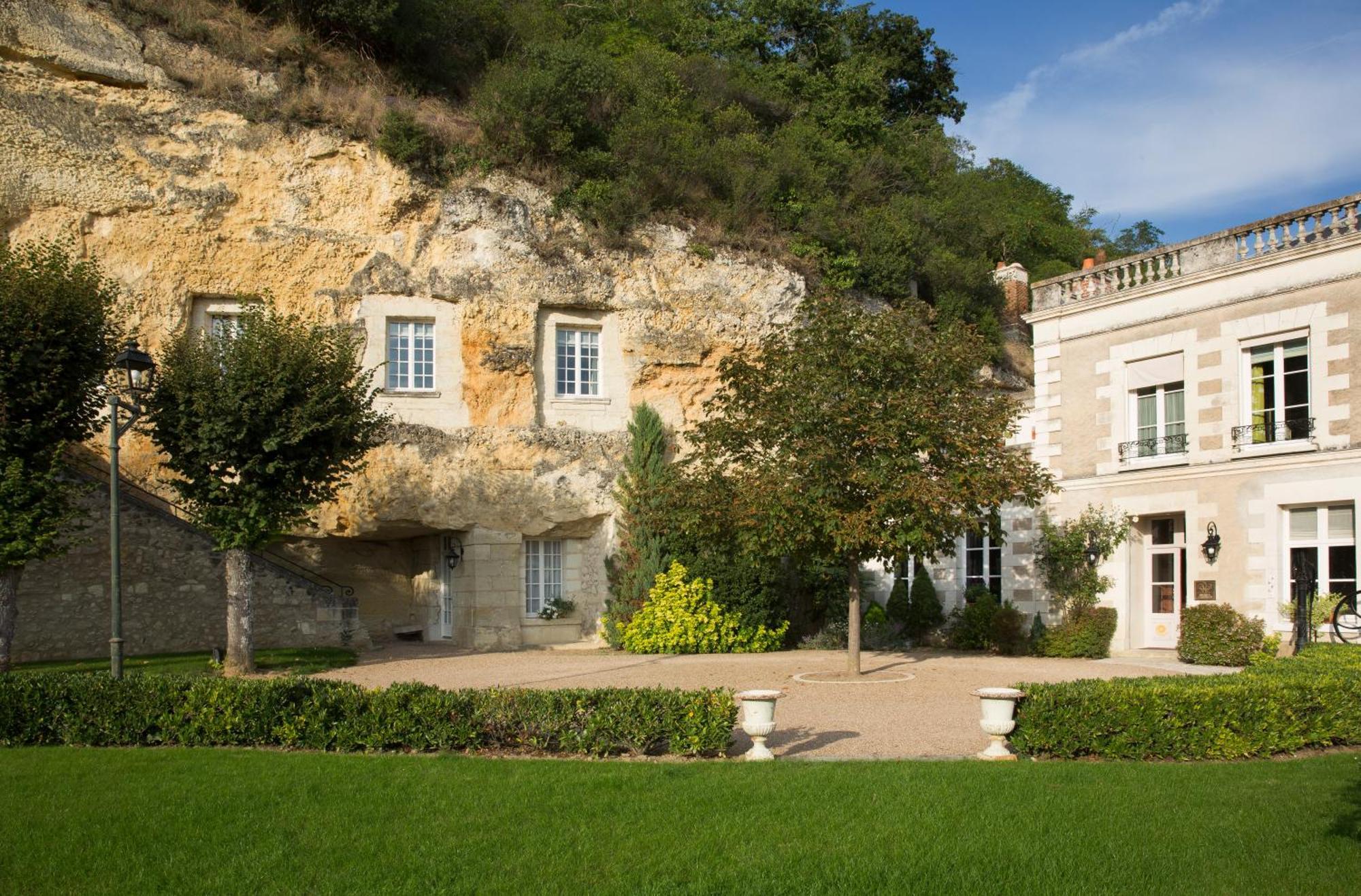 Hotel Les Hautes Roches Rochecorbon Exterior photo